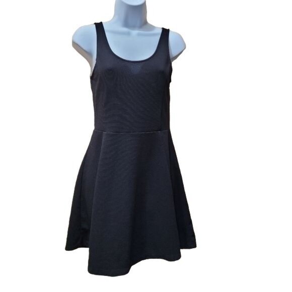 Divided Dresses & Skirts - H&M Divided Women's Size 6 Black Ribbed Skater Dress Sleeveless Stretchy